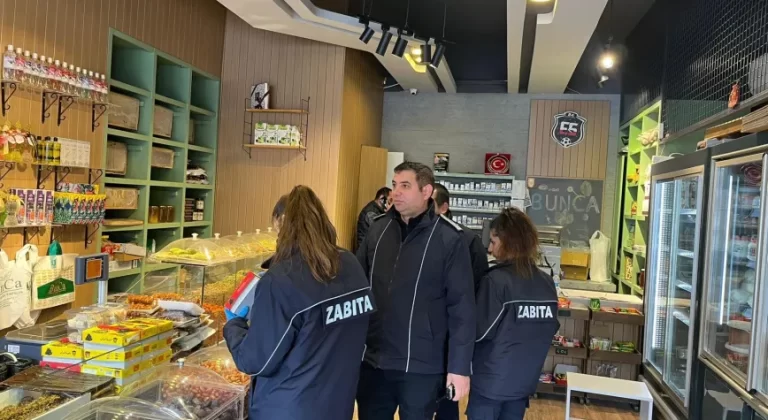 Zabıta Ekipleri Halk Sağlığı İçin Sahada