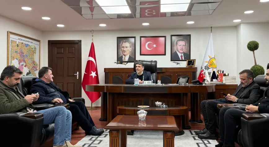 24 Erzincanspor’dan AK Parti İl Başkanlığına Ziyaret
