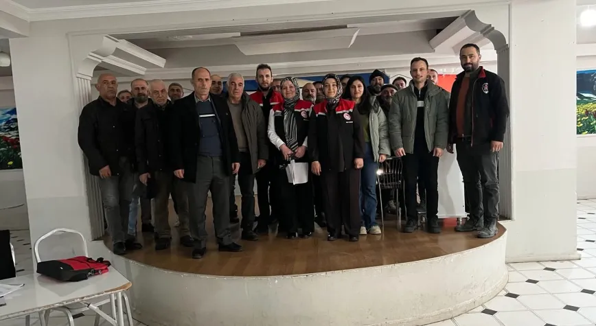 Erzincan’da B-Reçete Sistemi İçin Sahada Bilgilendirme Çalışması