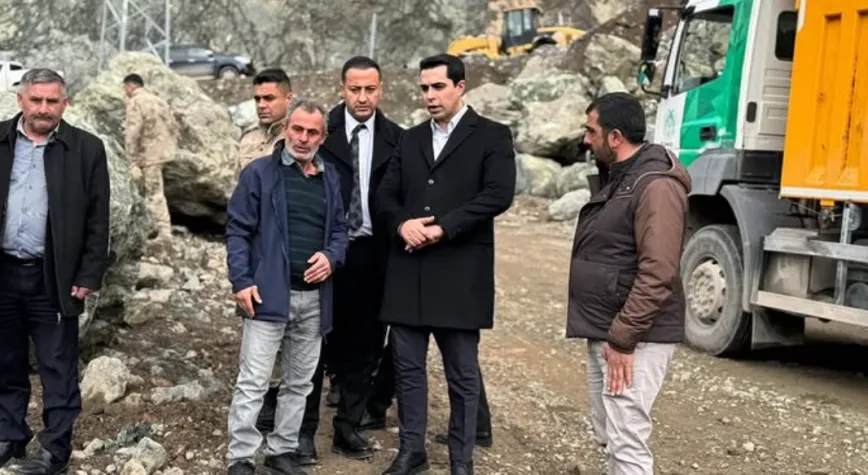 Kemah Kaymakamı Resul Tutay Köy Yollarındaki Çalışmaları Yerinde İnceledi