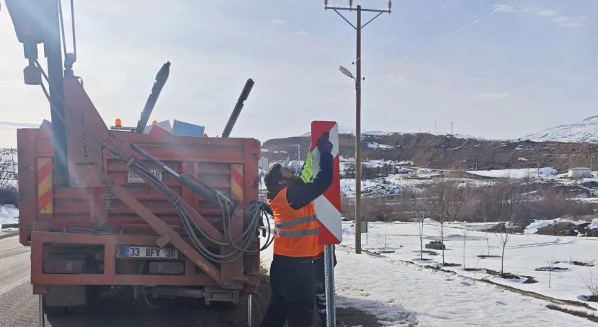 Kemah’ta Trafik Güvenliğini Artırmaya Yönelik Tabela Çalışması