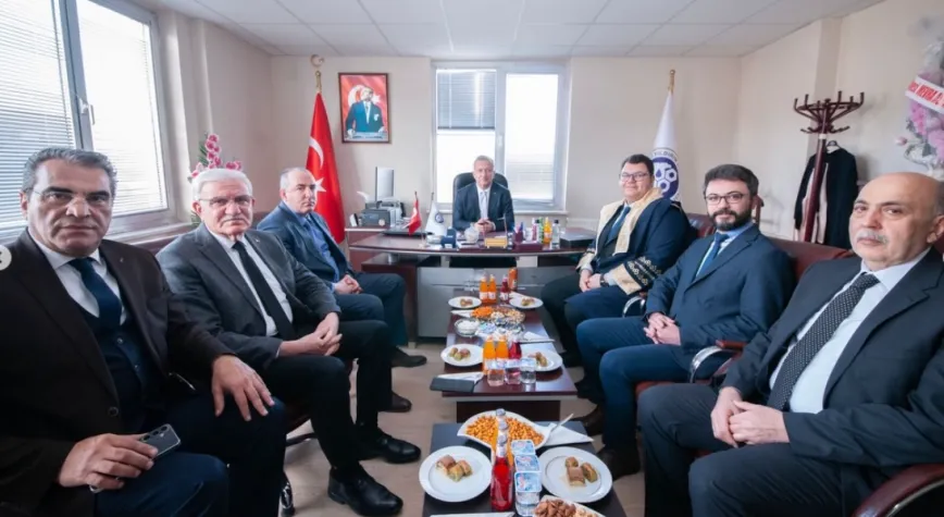 Rektör Levent’ten Profesörlük Ünvanı Alan Akademisyenlere Ziyaret