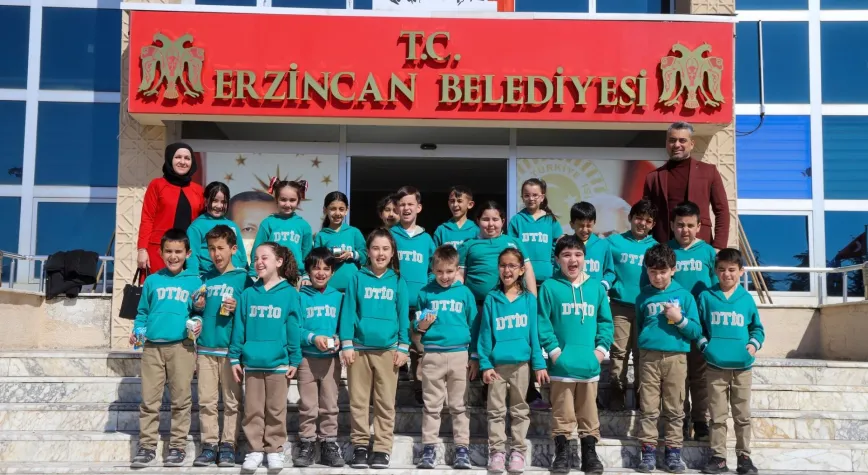 Demirkent TOKİ İlkokulu Öğrencilerinden Erzincan Belediyesi’ne Ziyaret