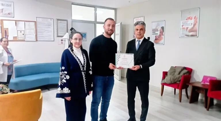 Erzincan’da Gebe Okulu Mezunlarına Katılım Belgeleri Verildi