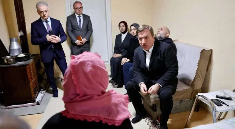 Vali Hamza Aydoğdu, Mercan Beldesinde Vatandaşları Ziyaret Etti