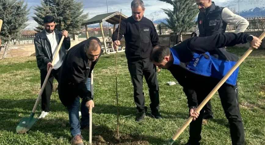 AFAD Erzincan’dan Fidan Dikimi: Geleceğe Yeşil Nefes