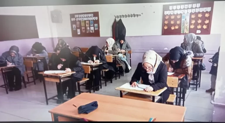 Çayırlı’da Aile Okulu Projesiyle Veliler Bilinçlendi
