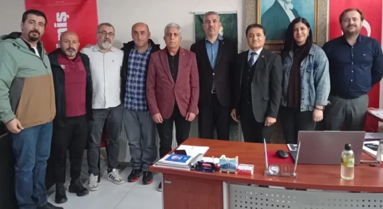 Eğitimde Güvenlik Vurgusu: CHP Heyeti Eğitim-İş ile Buluştu