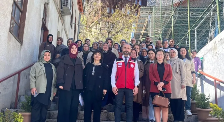 Kemaliye’de Velilere “Bilinçli Medya Kullanımı” Eğitimi Verildi