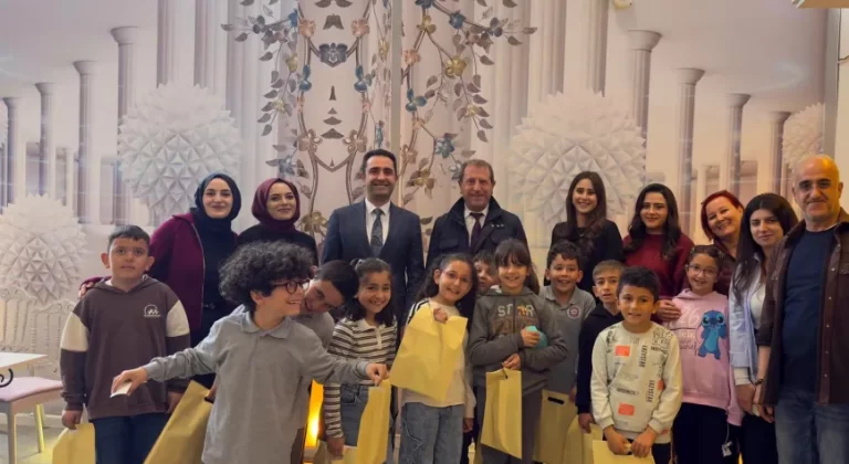 Kütüphane Haftası’nda Minik Öğrencilerden Anlamlı Ziyaret