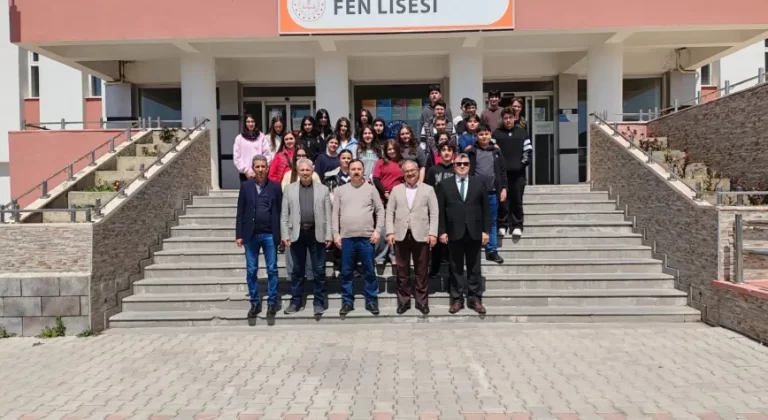 LGS Yolunda Öğrencilere Rehberlik: Fen Lisesi Ziyareti