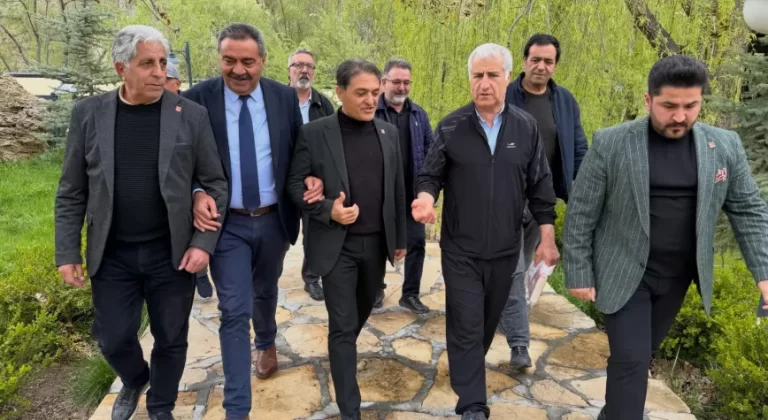 CHP Erzincan İl Teşkilatı, Çağlayan’daki Selden Etkilenen Esnaf ve Vatandaşları Ziyaret Etti