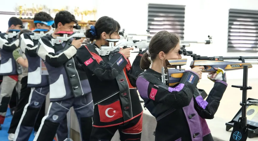 Erzincan’da Gençlik Haftası Turnuvalarında Kıyasıya Mücadele