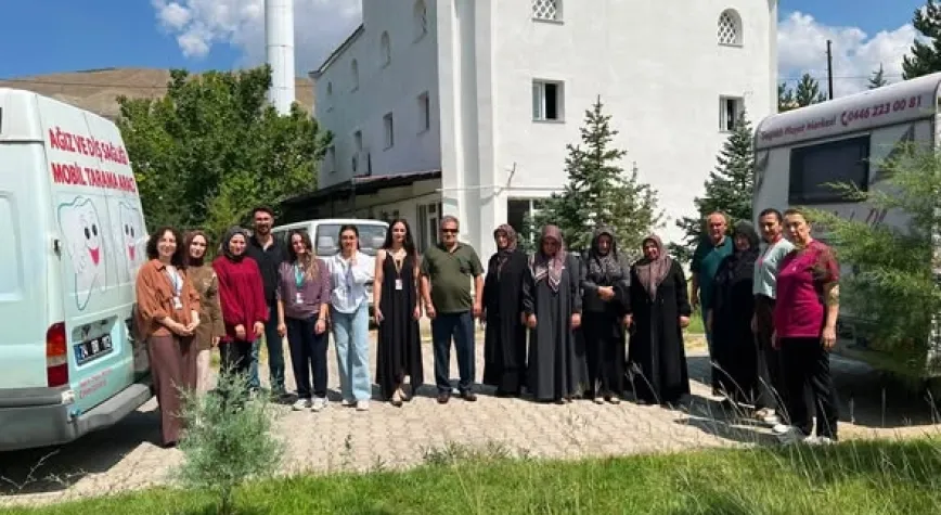 Sağlıklı Hayat Merkezi Ekibi Yurtbaşı Mahallesi’nde Vatandaşlarla Buluştu